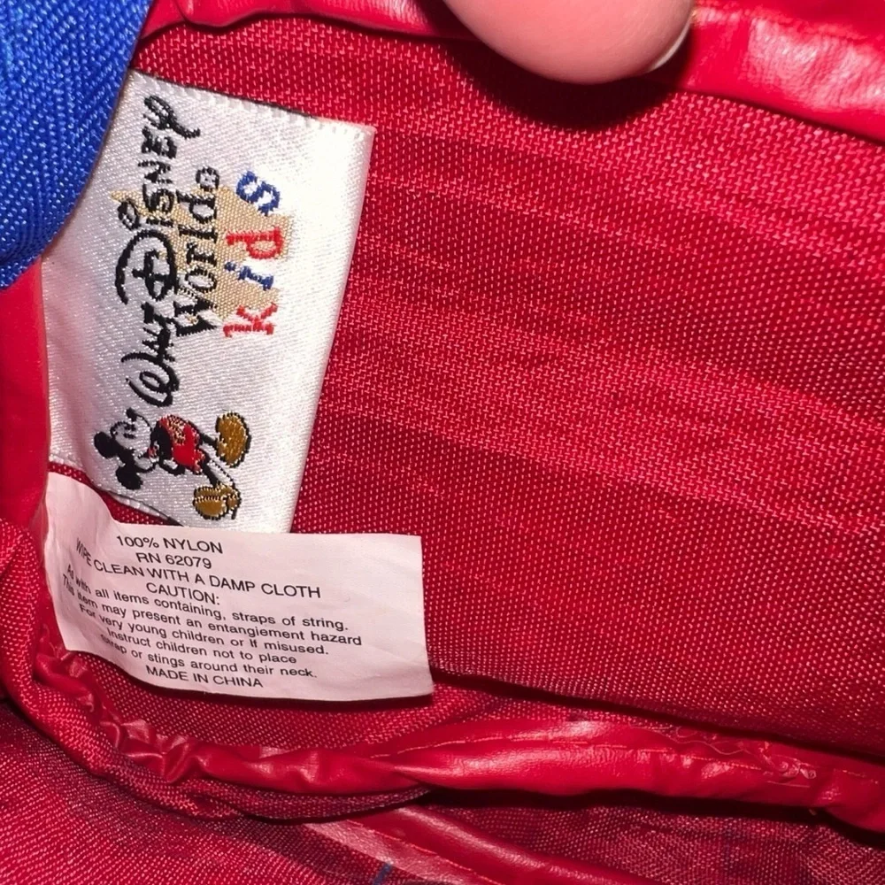 EUC Vintage Disney Walt Disney World Kids Red Blue Fannypack Bag Adjustable